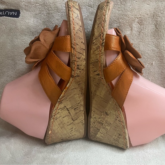 BOC Sandals Women's 9 Orange Floral Cork Wedge Slip On Cushioned Comfort Shoes - Picture 10 of 15